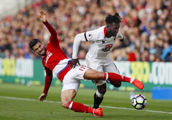 2016-10-16t135519z_119627719_mt1aci14642540_rtrmadp_3_soccer-england-mid-wat_reuters