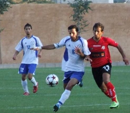 جانب من المباراة وحوار كروي بين المحارمة وعبيدات