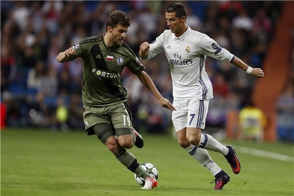 جانب من اللقاء بين ريال مدريد وليجيا