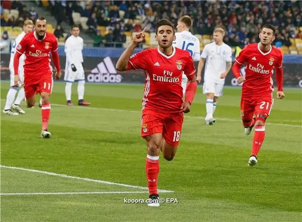 ?i=epa%2fsoccer%2f2016-10%2f2016-10-19%2f2016-10-19-05592563_epa