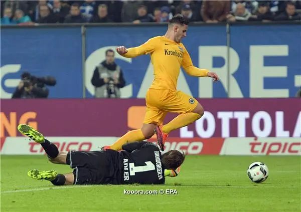 ?i=epa%2fsoccer%2f2016-10%2f2016-10-21%2f2016-10-21-05596875_epa