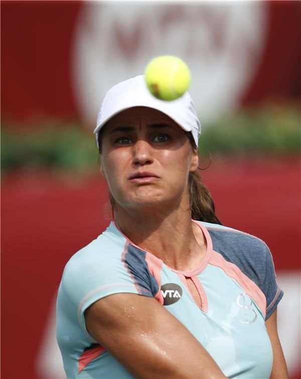 الرومانية مونيكا نيكوليسكو