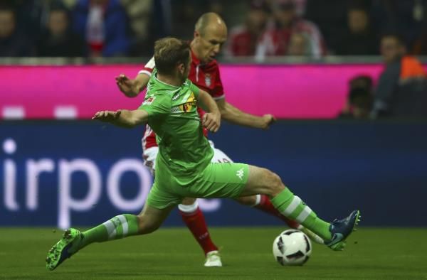 2016-10-22t174830z_769952868_lr1ecam1dgj49_rtrmadp_3_soccer-germany-bay-mon_reuters