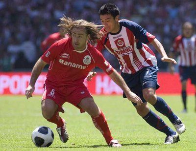 صورة من مباراة تولوكا و شيفاز