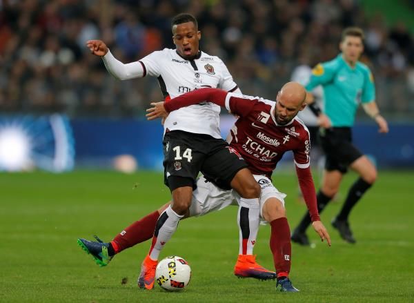 2016-10-23t154107z_1193982401_s1aeuiqofzaa_rtrmadp_3_soccer-france_reuters