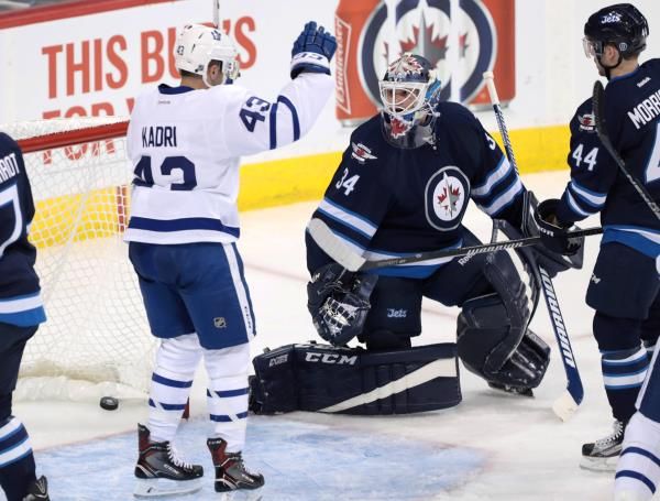 2016-10-20t020930z_328543889_nocid_rtrmadp_3_nhl-toronto-maple-leafs-at-winnipeg-jets_reuters