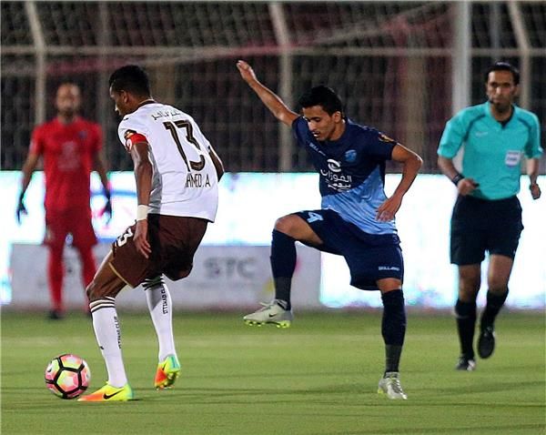 أحمد عسيري خلال اللقاء 