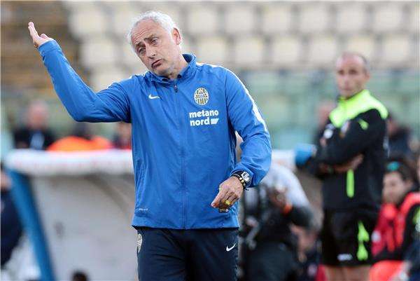 أندريا ماندورليني