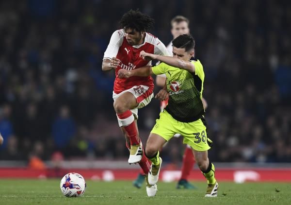 2016-10-25t203626z_120429386_mt1aci14651992_rtrmadp_3_soccer-england-ars-rdg_reuters