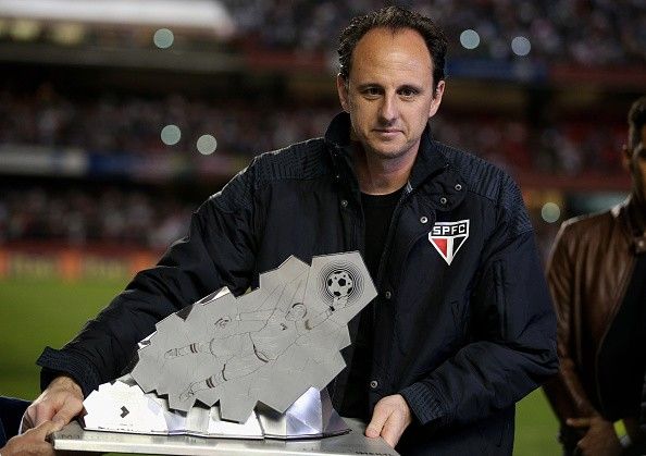 487053144-1444115890-800