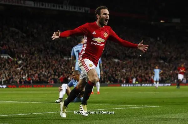 ?i=reuters%2f2016-10-26%2f2016-10-26t201655z_120514615_mt1aci14653050_rtrmadp_3_soccer-england-mun-mci_reuters