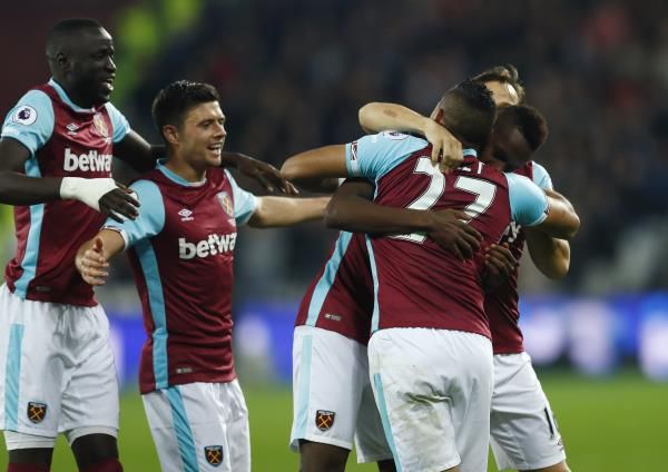 2016-10-26t200004z_120513604_mt1aci14653008_rtrmadp_3_soccer-england-whu-che_reuters
