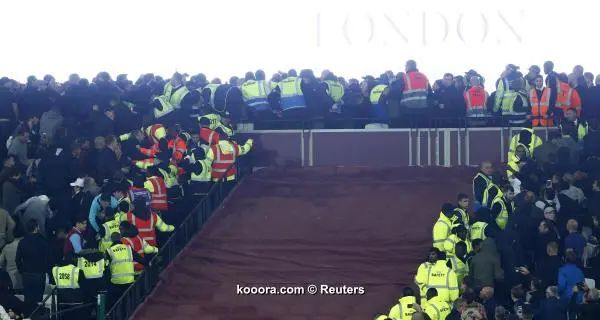 ?i=reuters%2f2016-10-26%2f2016-10-26t204346z_120516226_mt1aci14653130_rtrmadp_3_soccer-england-whu-che_reuters