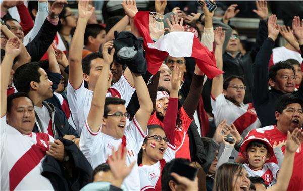 جماهير بيرو