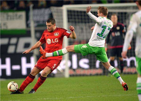 من لقاء الموسم الماضي بين الفريقين