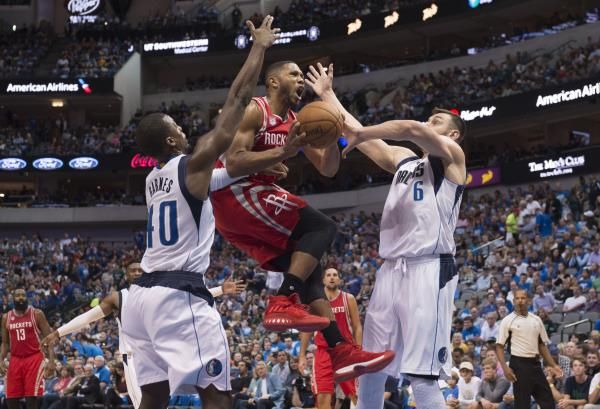 2016-10-29t033333z_1417571760_nocid_rtrmadp_3_nba-houston-rockets-at-dallas-mavericks_reuters