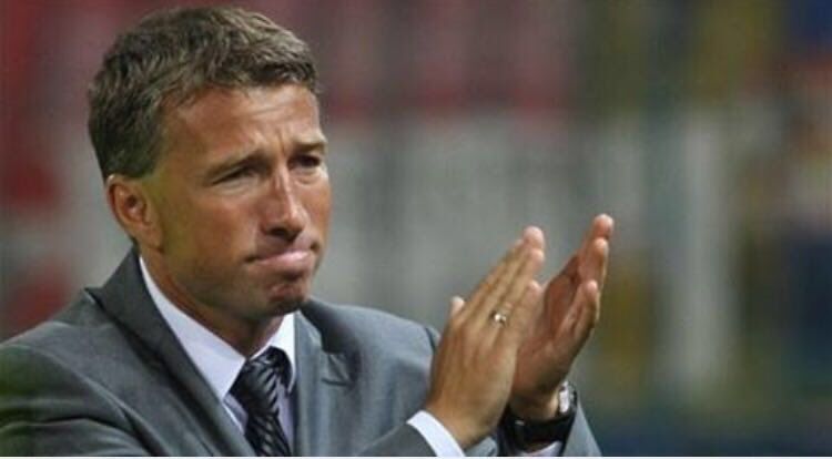  دان بيترسكو