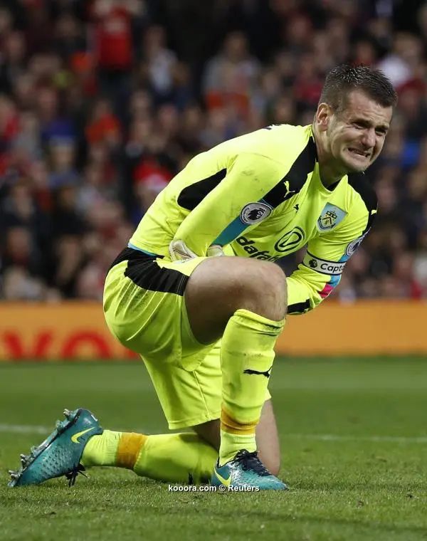 ?i=reuters%2f2016-10-29%2f2016-10-29t152511z_120756311_mt1aci14654974_rtrmadp_3_soccer-england-mun-bur_reuters