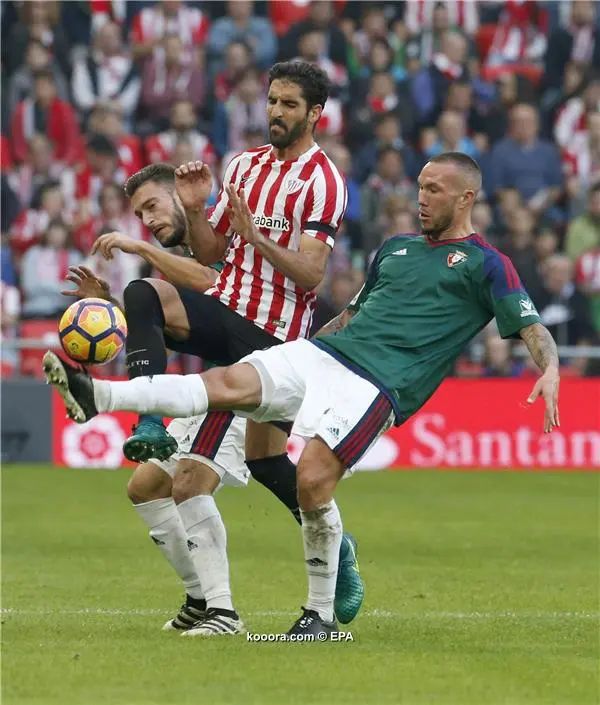 ?i=epa%2fsoccer%2f2016-10%2f2016-10-30%2f2016-10-30-05610195_epa