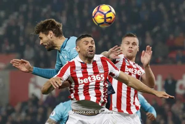 ?i=reuters%2f2016-10-31%2f2016-10-31t214942z_120952182_mt1aci14657723_rtrmadp_3_soccer-england-stk-swa_reuters