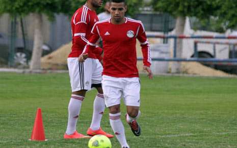 مؤمن زكريا يعود للمنتخب