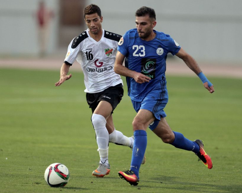 جانب من لقاء الأهلي والرمثا في الدوري