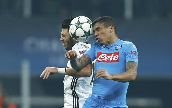 2016-11-01t191520z_1942025131_lr1ecb11hhajj_rtrmadp_3_soccer-champions-bes-nap_reuters