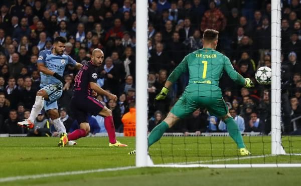 2016-11-01t215850z_121039130_mt1aci14658707_rtrmadp_3_soccer-champions-mci-fcb_reuters