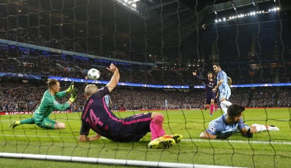 2016-11-01t215353z_121038833_mt1aci14658698_rtrmadp_3_soccer-champions-mci-fcb_reuters