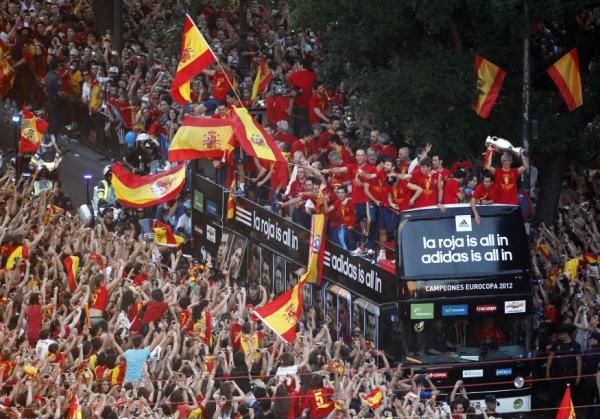 2012-07-02t202325z_666813024_gm1e8730c5a01_rtrmadp_3_soccer-euro-spain-reaction_reuters