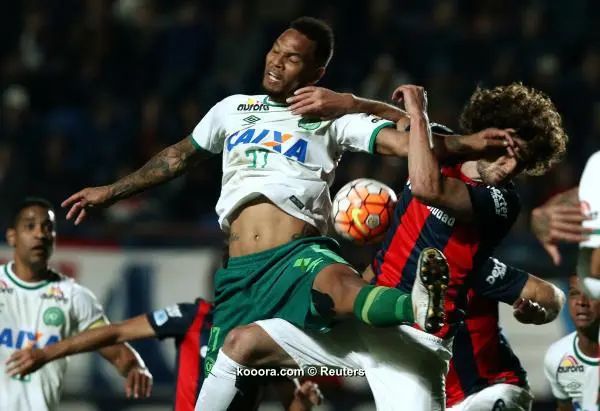 ?i=reuters%2f2016-11-03%2f2016-11-03t010504z_395836416_s1beukpqkeaa_rtrmadp_3_soccer-sudamericana_reuters