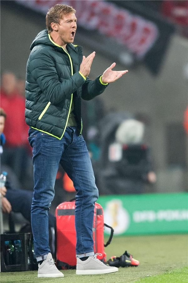 يوليان ناجلزمان