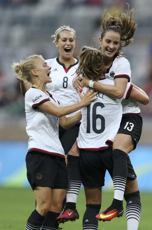 سيدات ألمانيا