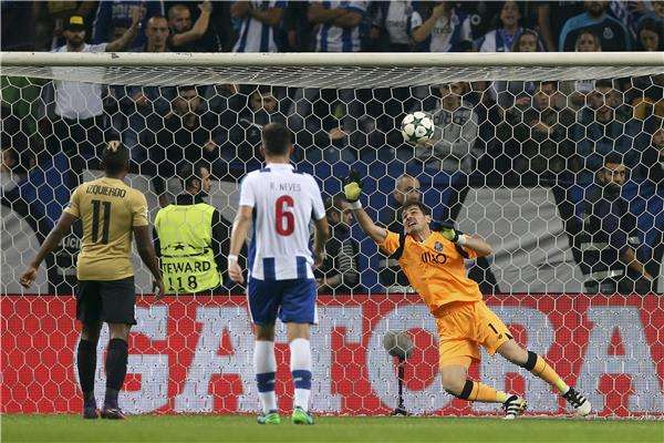 كاسياس من اللقاء