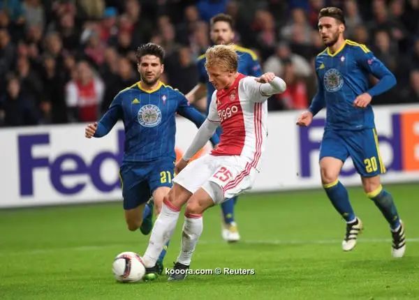 ?i=reuters%2f2016-11-03%2f2016-11-03t210728z_604950894_s1beukttcyaa_rtrmadp_3_soccer-europa-aja-cvg_reuters