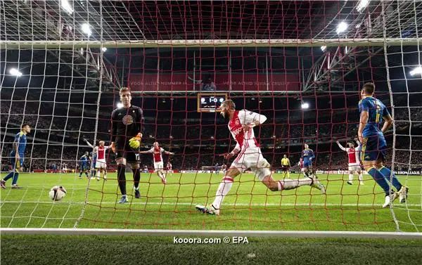 ?i=epa%2fsoccer%2f2016-11%2f2016-11-03%2f2016-11-03-05616796_epa