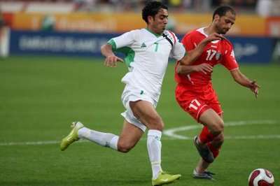 النجم العراقي مصطفى كريم