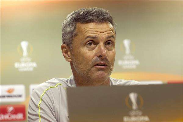 إسكريبا مدرب فياريال