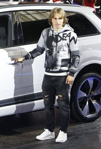 1478279187_605635_1478279492_album_grande