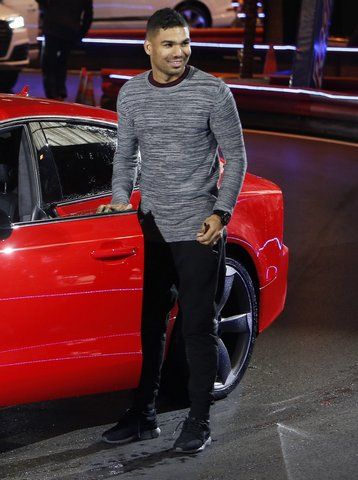 1478279187_605635_1478279497_album_grande