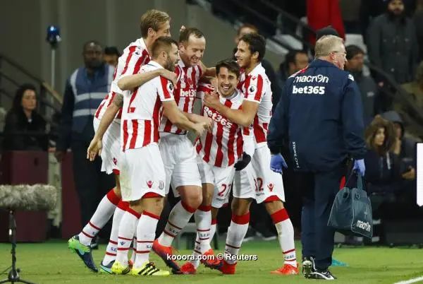 ?i=reuters%2f2016-11-05%2f2016-11-05t164840z_121366120_mt1aci14662778_rtrmadp_3_soccer-england-whu-stk_reuters