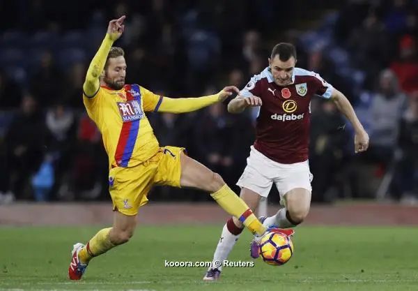 ?i=reuters%2f2016-11-05%2f2016-11-05t165930z_121366770_mt1aci14662828_rtrmadp_3_soccer-england-bur-cry_reuters