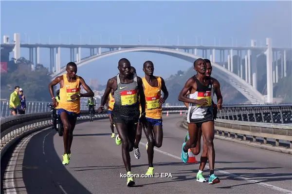 ?i=epa%2fathletics%2f2016-11%2f2016-11-06-05620150_epa