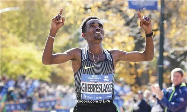 ?i=epa%2fathletics%2f2016-11%2f2016-11-06-05620180_epa