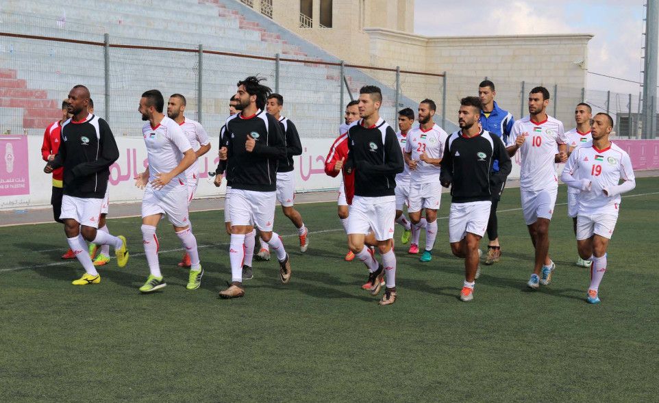 جانب من تدريبات المنتخب الفلسطيني