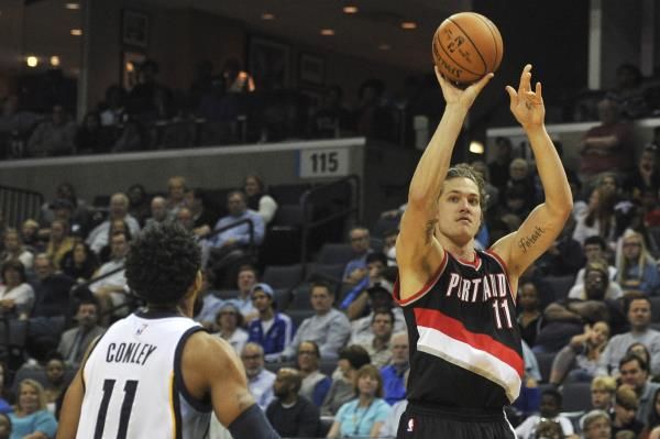 2016-11-06t234404z_235425419_nocid_rtrmadp_3_nba-portland-trail-blazers-at-memphis-grizzlies_reuters