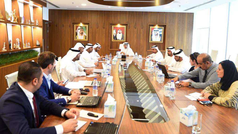 جانب من اجتماع اللجنة العليا المنظمة للطواف