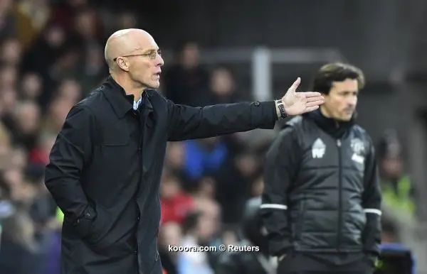 ?i=reuters%2f2016-11-06%2f2016-11-06t161339z_121450419_mt1aci14664480_rtrmadp_3_soccer-england-swa-mun_reuters