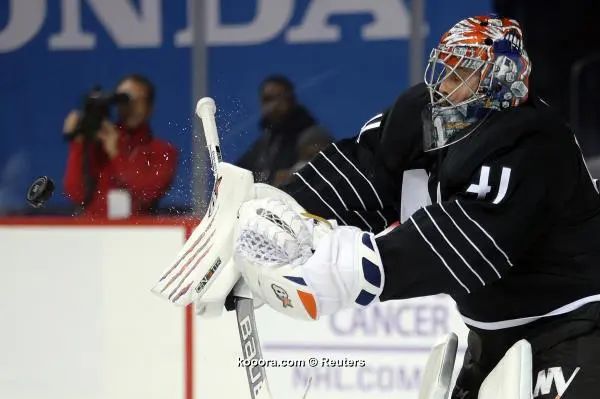 ?i=reuters%2f2016-11-08%2f2016-11-08t025359z_605616137_nocid_rtrmadp_3_nhl-vancouver-canucks-at-new-york-islanders_reuters