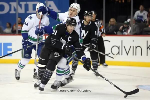 ?i=reuters%2f2016-11-08%2f2016-11-08t015446z_301651332_nocid_rtrmadp_3_nhl-vancouver-canucks-at-new-york-islanders_reuters